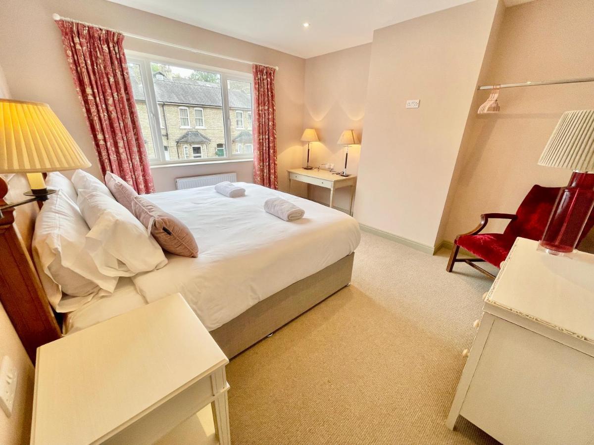 Central Townhouse With Free Off Road Parking And Garden York Bagian luar foto
