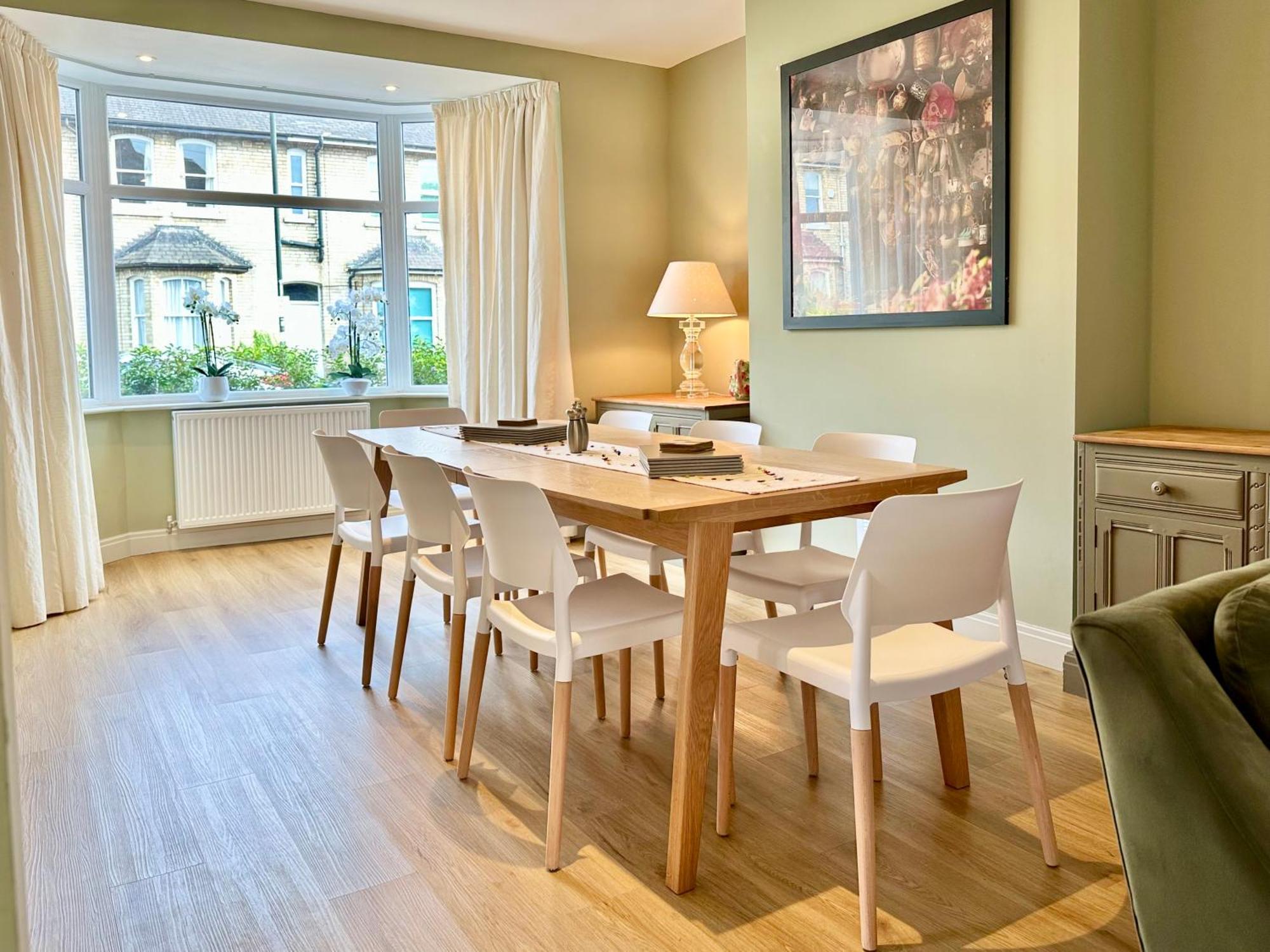Central Townhouse With Free Off Road Parking And Garden York Bagian luar foto